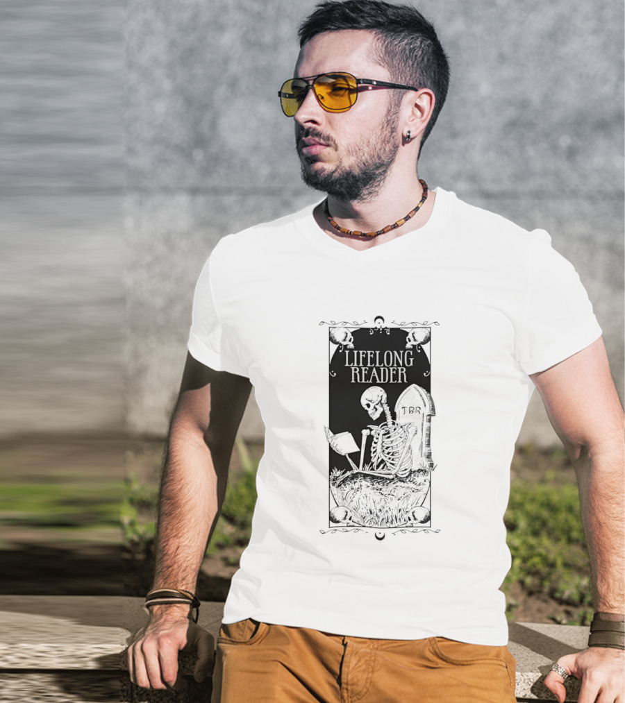 Lifelong Reader Skeleton With Book And Tombstone Retro Gothic T-Shirt