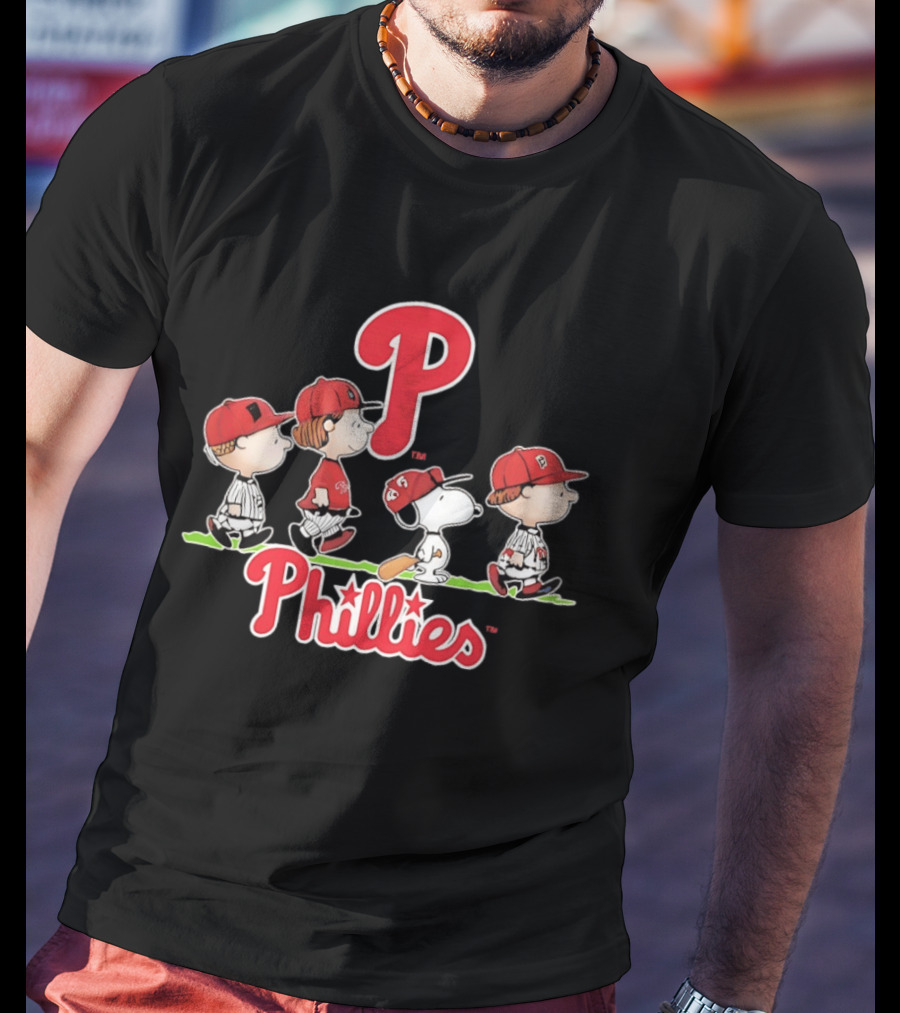 Peanuts Characters Phillies Baseball Team Snoopy Charlie Brown Linus Lucy T-Shirt