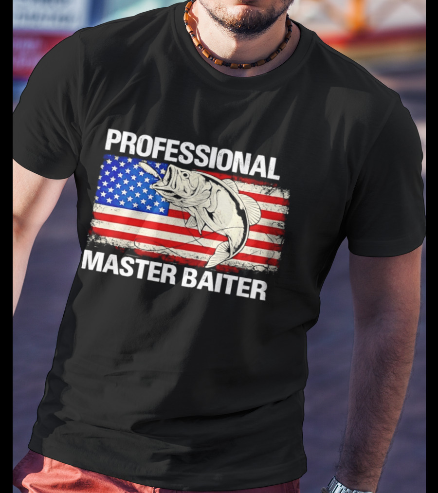 Professional Master Baiter Distressed American Flag Fishing USA Flag T-Shirt