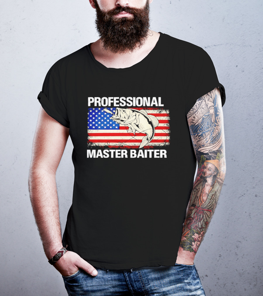 Professional Master Baiter Distressed American Flag Fishing USA Flag T-Shirt