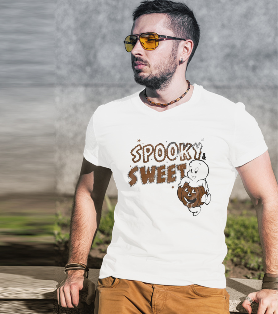 Casper The Friendly Ghost Spooky & Sweet Halloween Pumpkin Fun T-Shirt