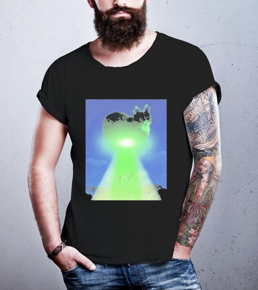 Alien Kitty UFO Beaming Cat Abduction With Tractor Beam And Cow T-Shirt