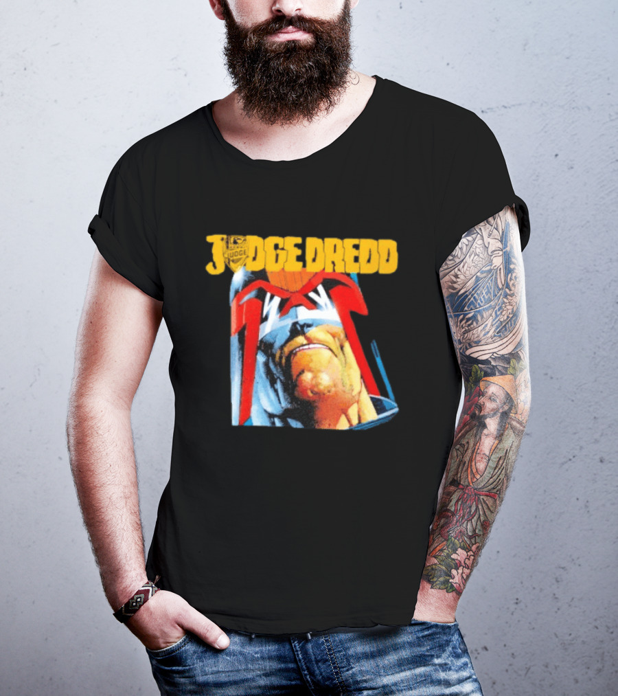 Judge Dredd Face Of Justice Iconic 2000 AD Comic Book Cover T-Shirt