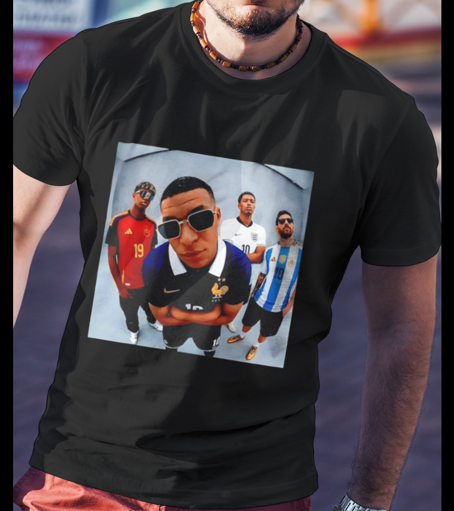 Kylian Mbappe Jude Bellingham Lionel Messi Football Stars Selfie Spain England Argentina France T-Shirt