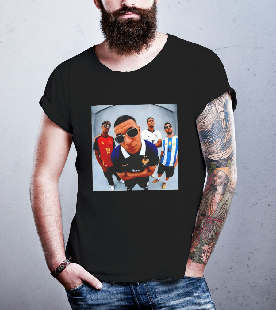 Kylian Mbappe Jude Bellingham Lionel Messi Football Stars Selfie Spain England Argentina France T-Shirt