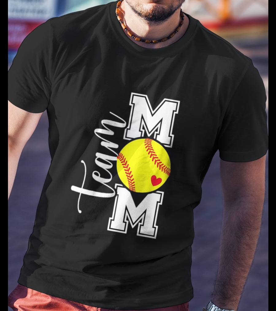 Team Mom Softball Yellow Heart Ball T-Shirt