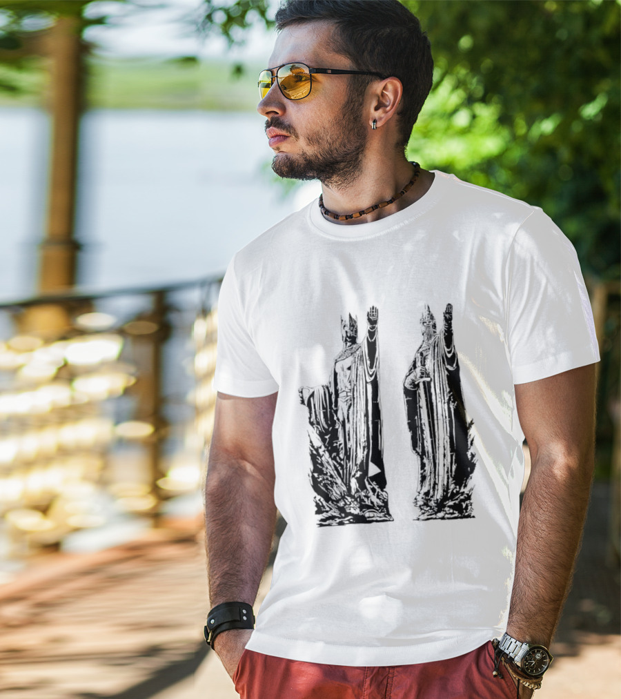 Argonath The Lord Of The Rings JRR Tolkien Iconic Monument Guardians T-Shirt