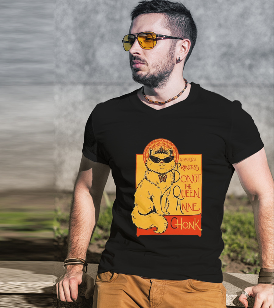 Princess Donut The Queen Anne Chonk Dungeon Crawler Carl Cat T-Shirt