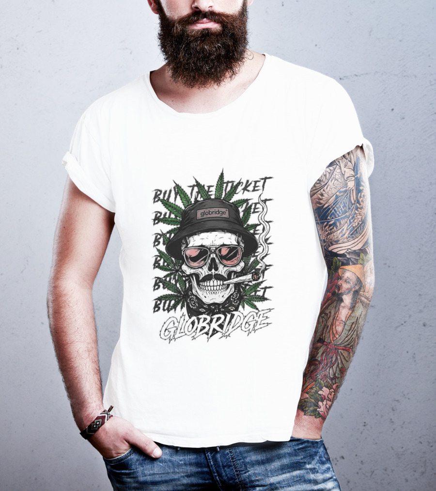Globridge Skull Bucket Hat Smoking Cartoon Red Sunglasses And Leaf T-Shirt