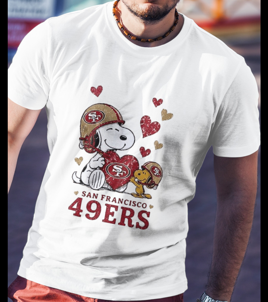 San Francisco 49ers Peanuts Snoopy Love Hearts T-Shirt