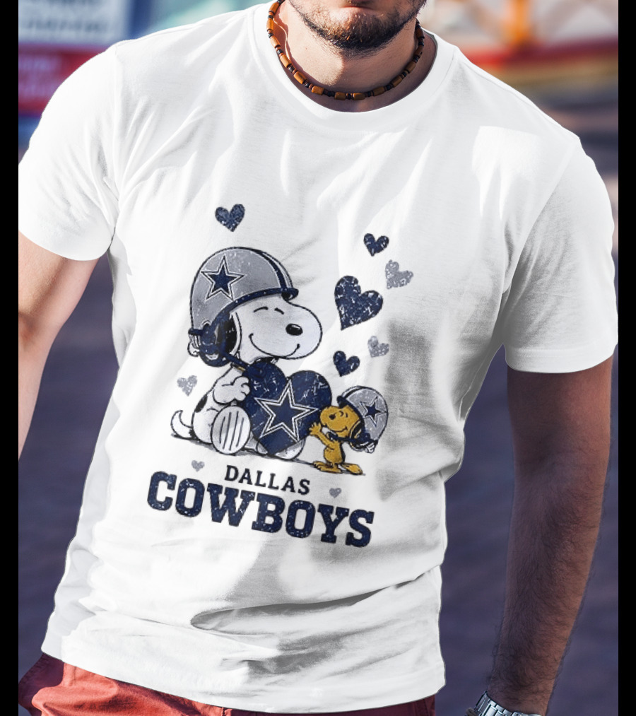 Dallas Cowboys Peanuts Snoopy Woodstock Love Hearts T-Shirt