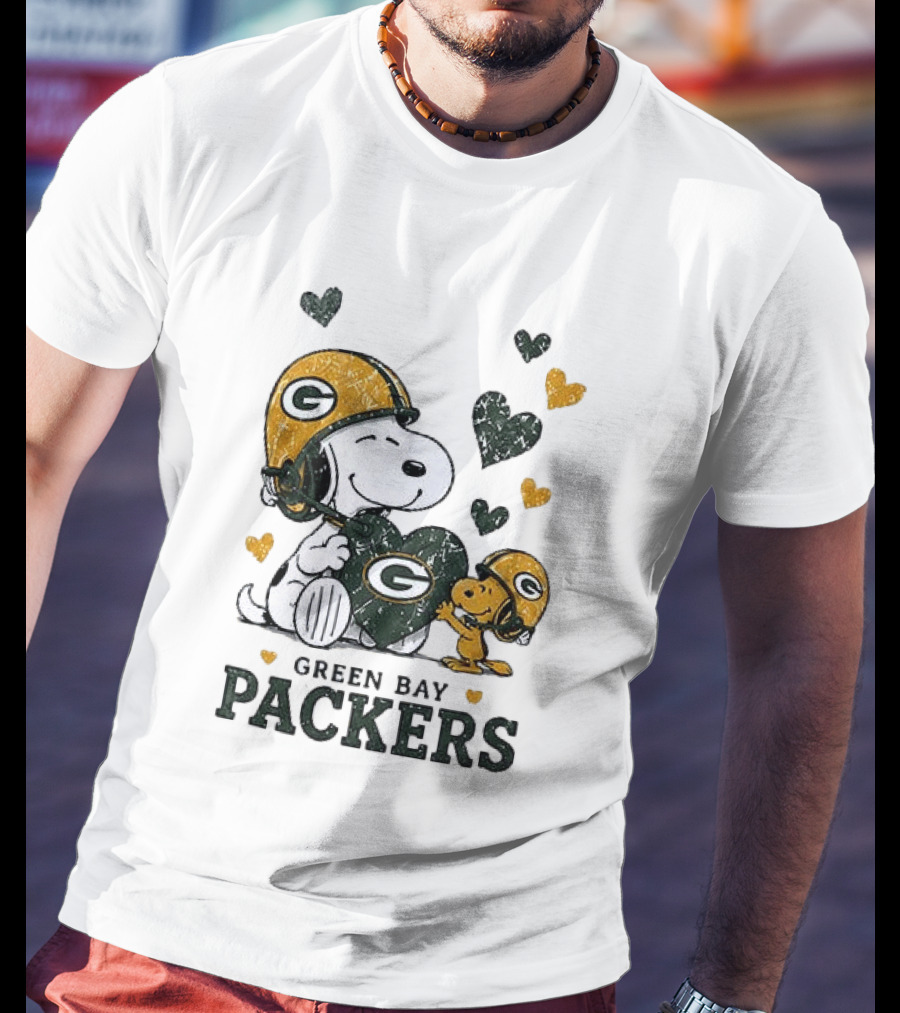 Green Bay Packers Snoopy Love Laughter Peanuts Hearts T-Shirt