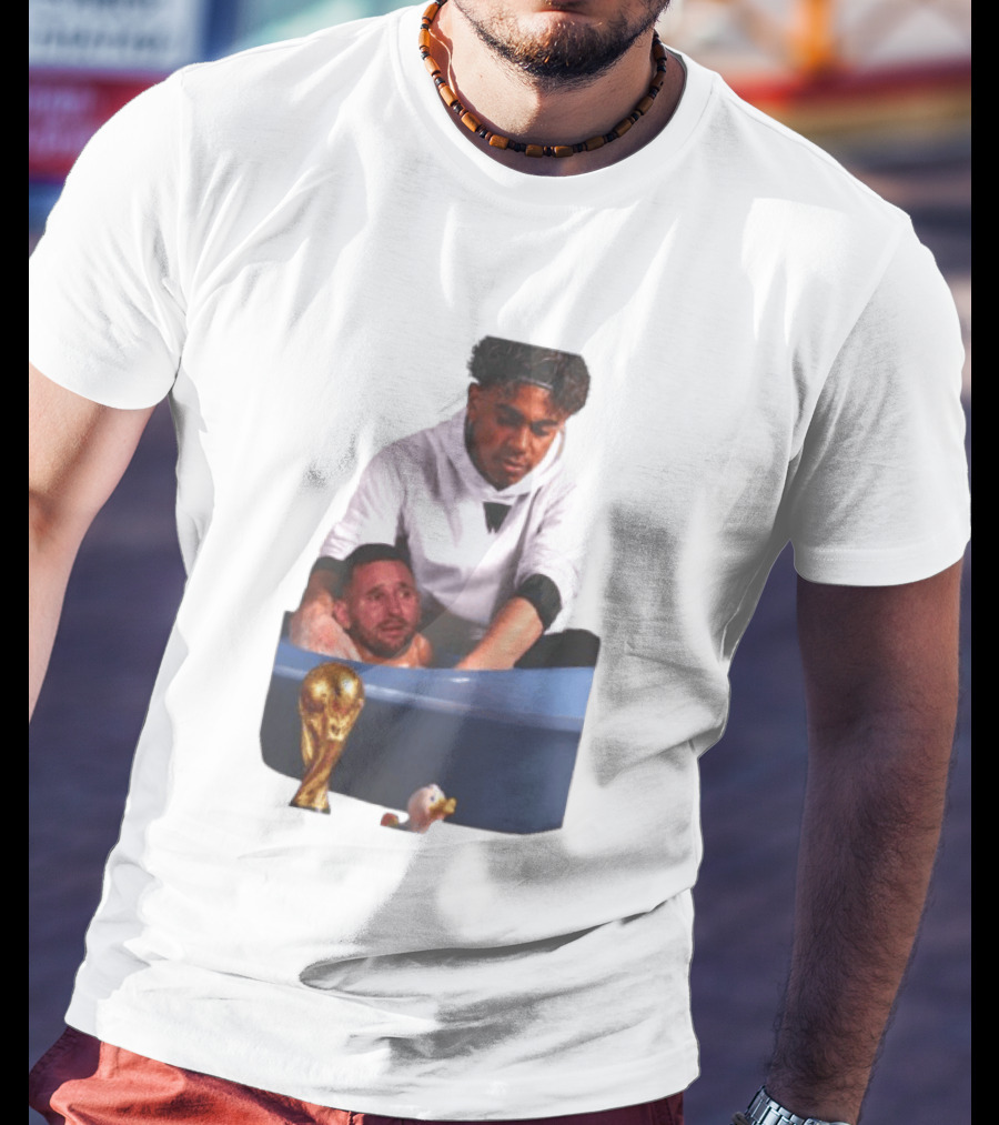 Lamine Yamal Lionel Messi Bathtub Meme World Cup Trophy T-Shirt