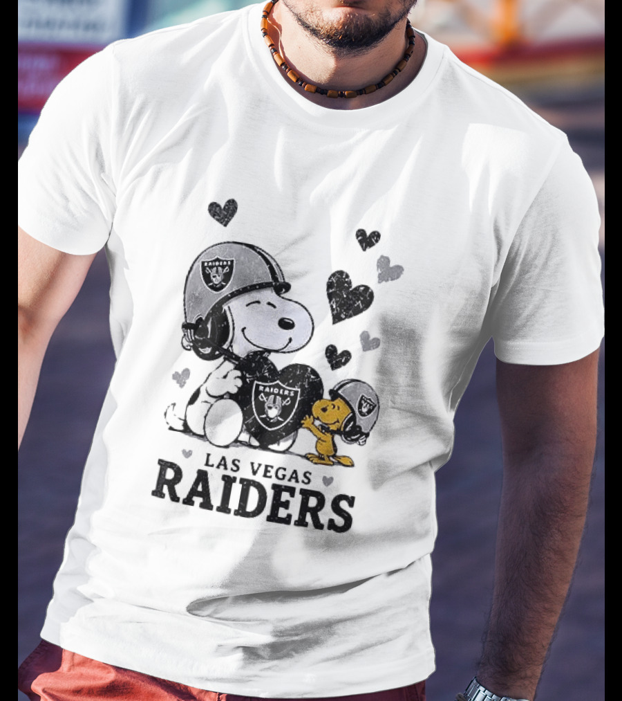 Las Vegas Raiders Peanuts Snoopy Woodstock Love And Laughter Hearts T-Shirt