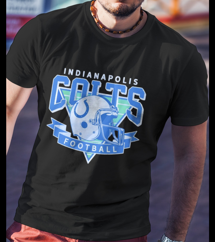 Indianapolis Colts Football Helmet Vintage Team T-Shirt