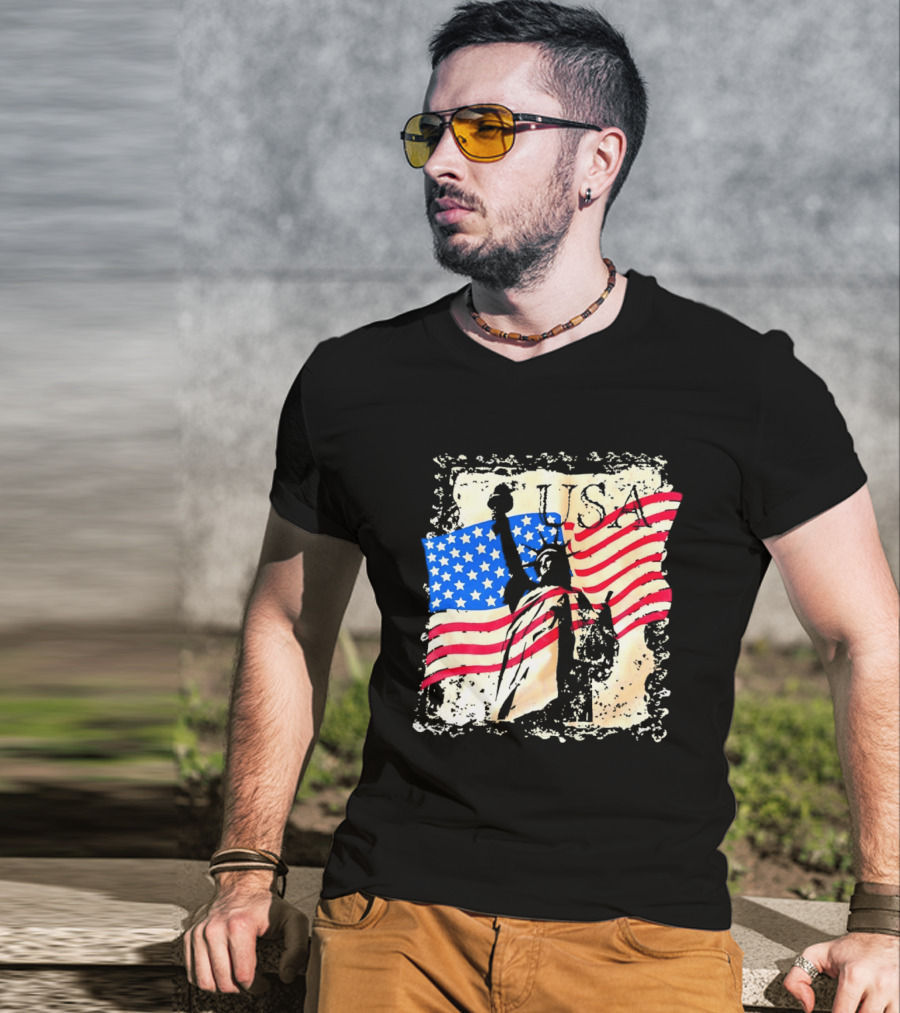 USA Statue Of Liberty American Flag T-Shirt