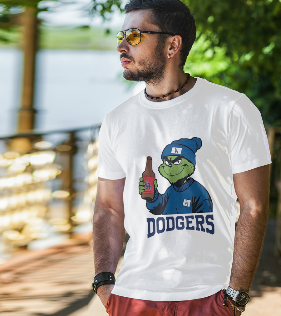 Los Angeles Dodgers MLB Christmas Grinch Beanie And Sweater T-Shirt
