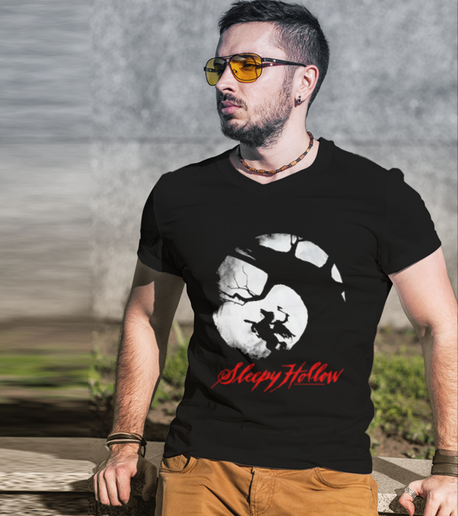 Sleepy Hollow Red Lettering Crescent Moon T-Shirt