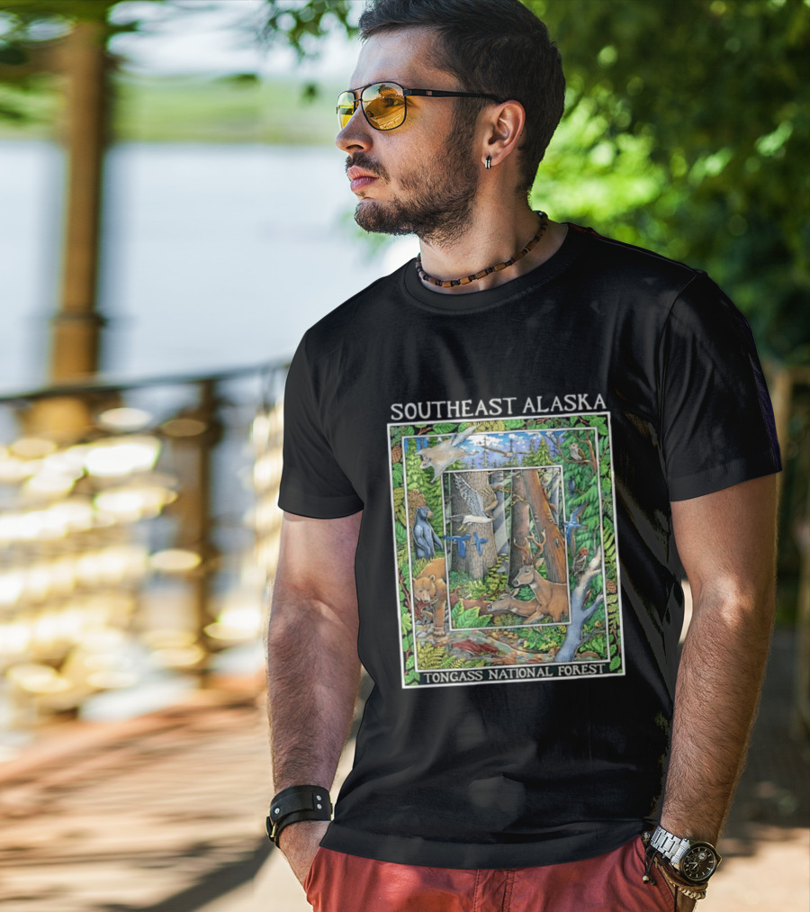 Southeast Alaska Tongass National Forest Wildlife Bear Deer Owl Wolf Bird T-Shirt