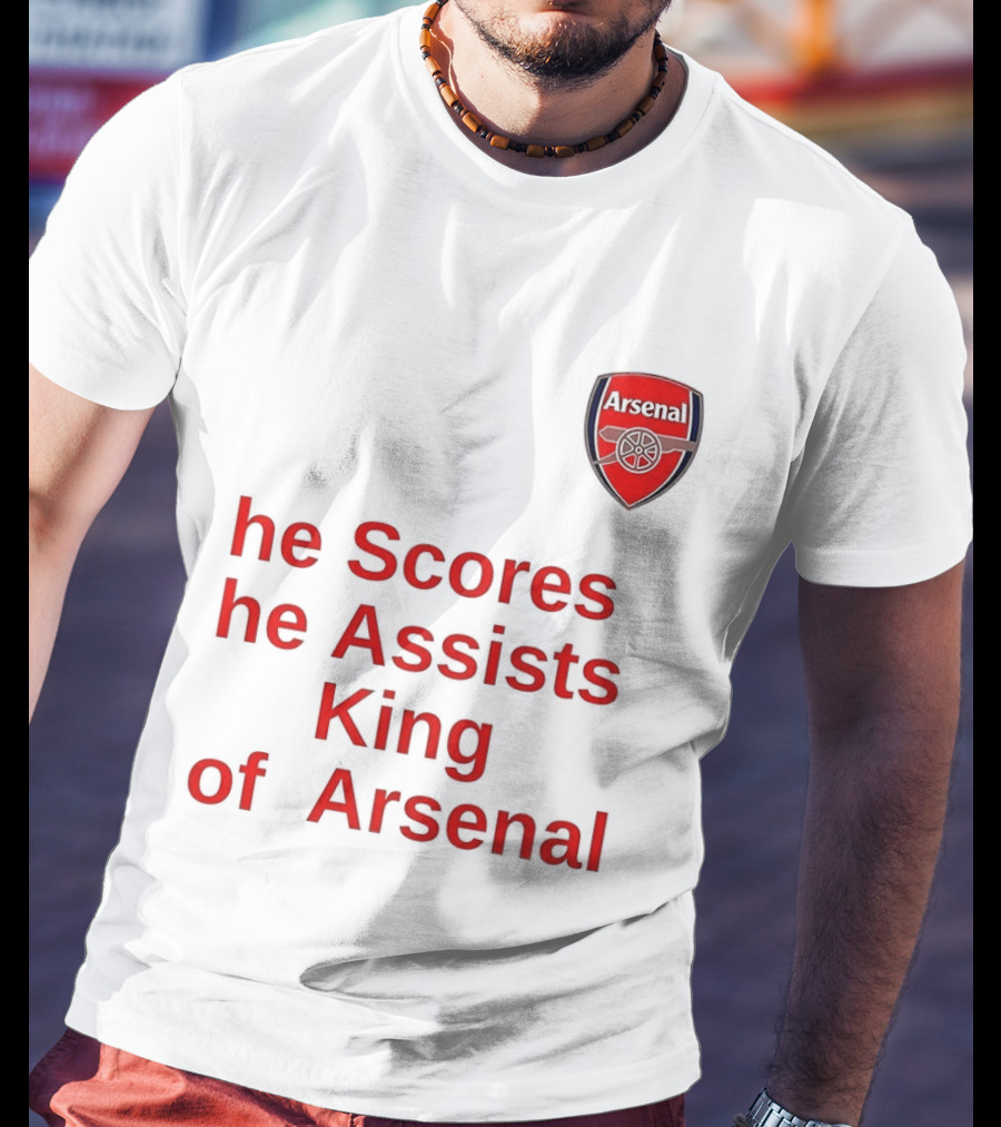 B﻿ukayo Saka He Scores He Assists King Of Arsenal T-Shirt