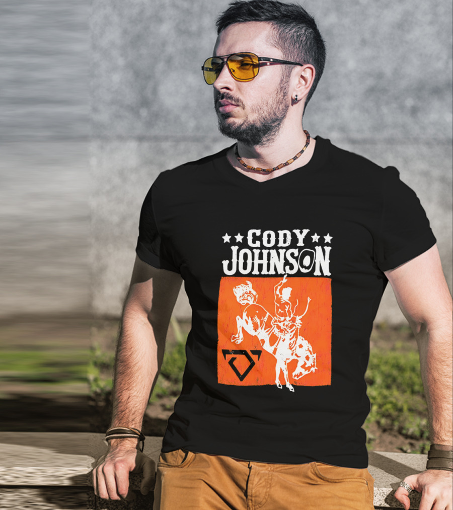 Cody Johnson Cowboy Rodeo Bucking Horse Vintage Western T-Shirt