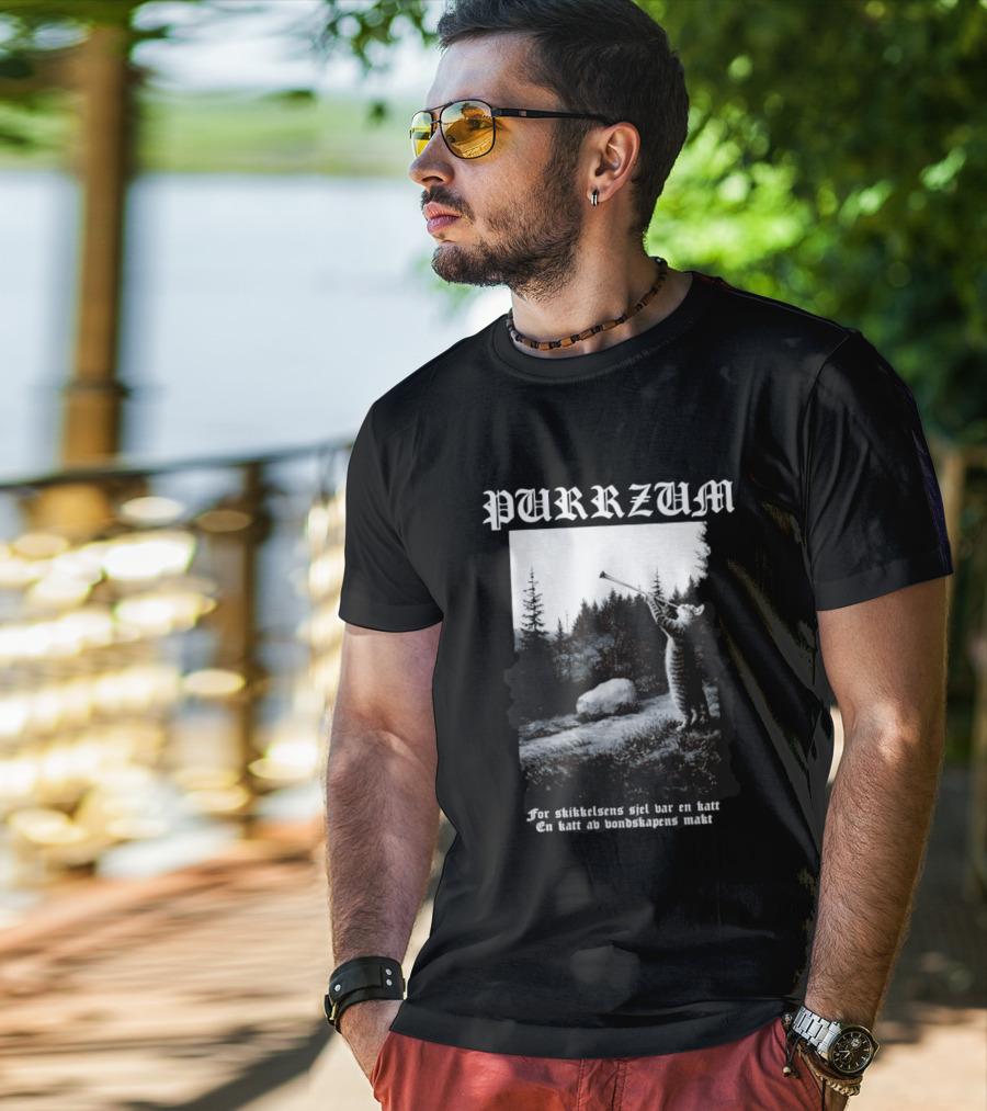 Purrzum Cat Black Metal Burzum For Skikkelsens Sjel Var En Katt En Katt Av Ondskapens Makt T-Shirt