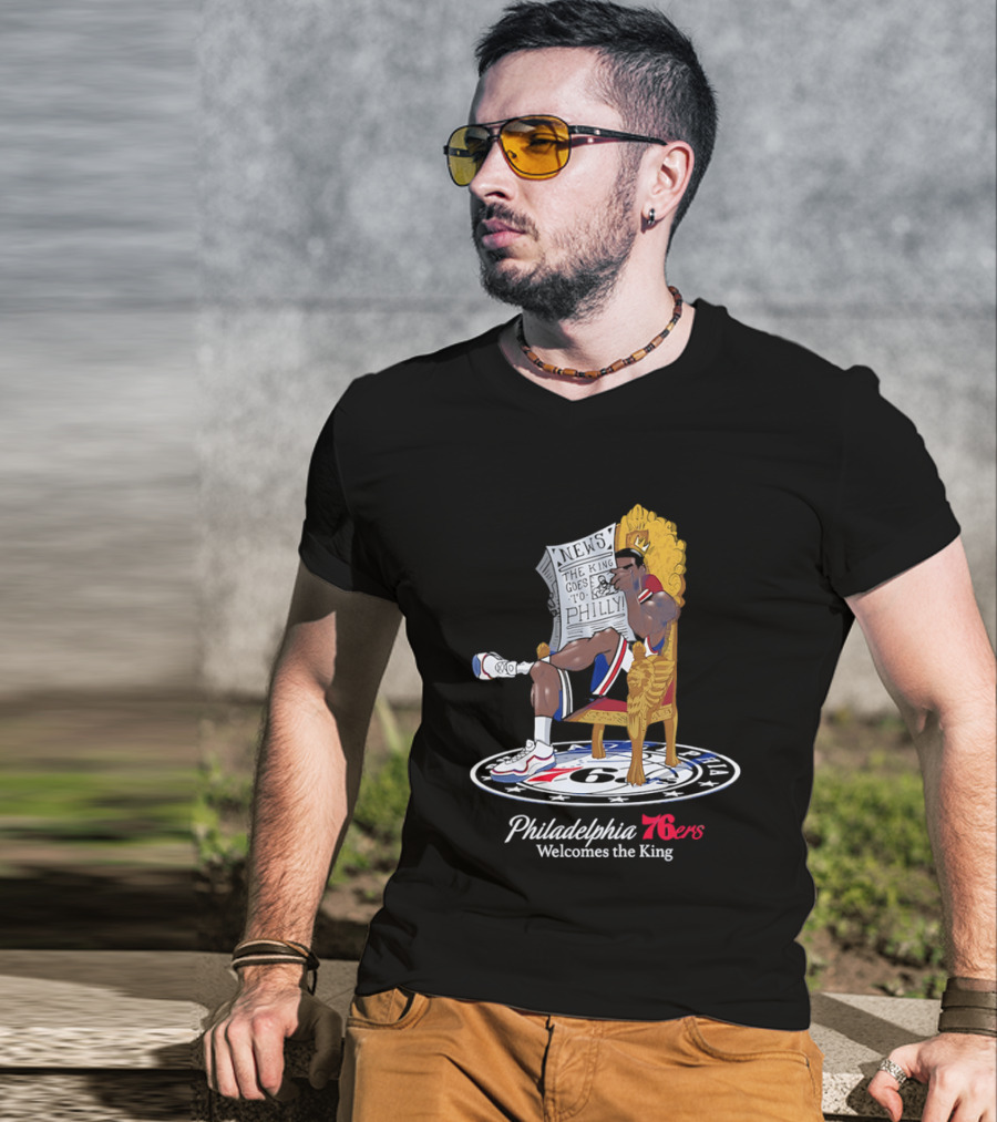Philadelphia 76ers Welcome The King LeBron James Caricature T-Shirt