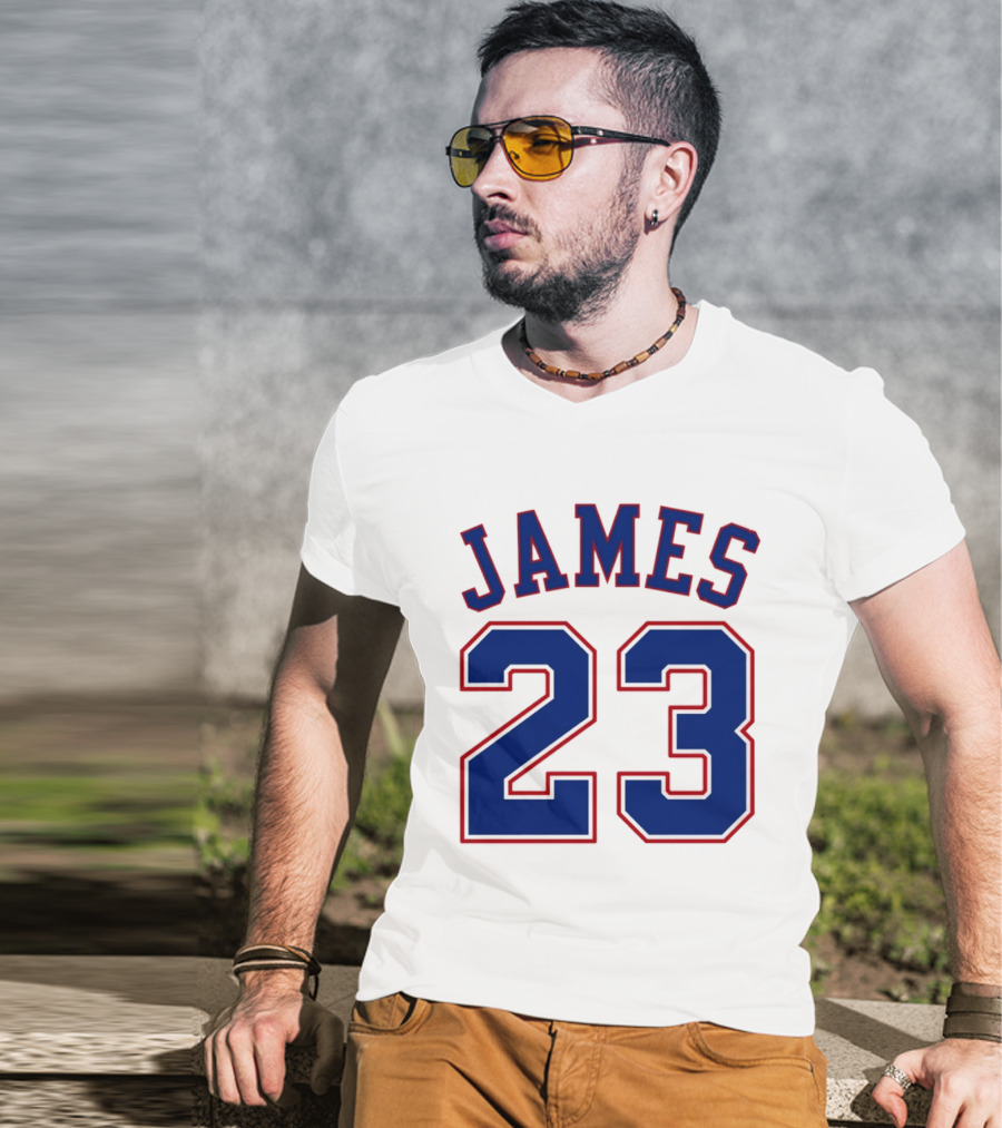 James 23 Philadelphia 76er The King T-Shirt