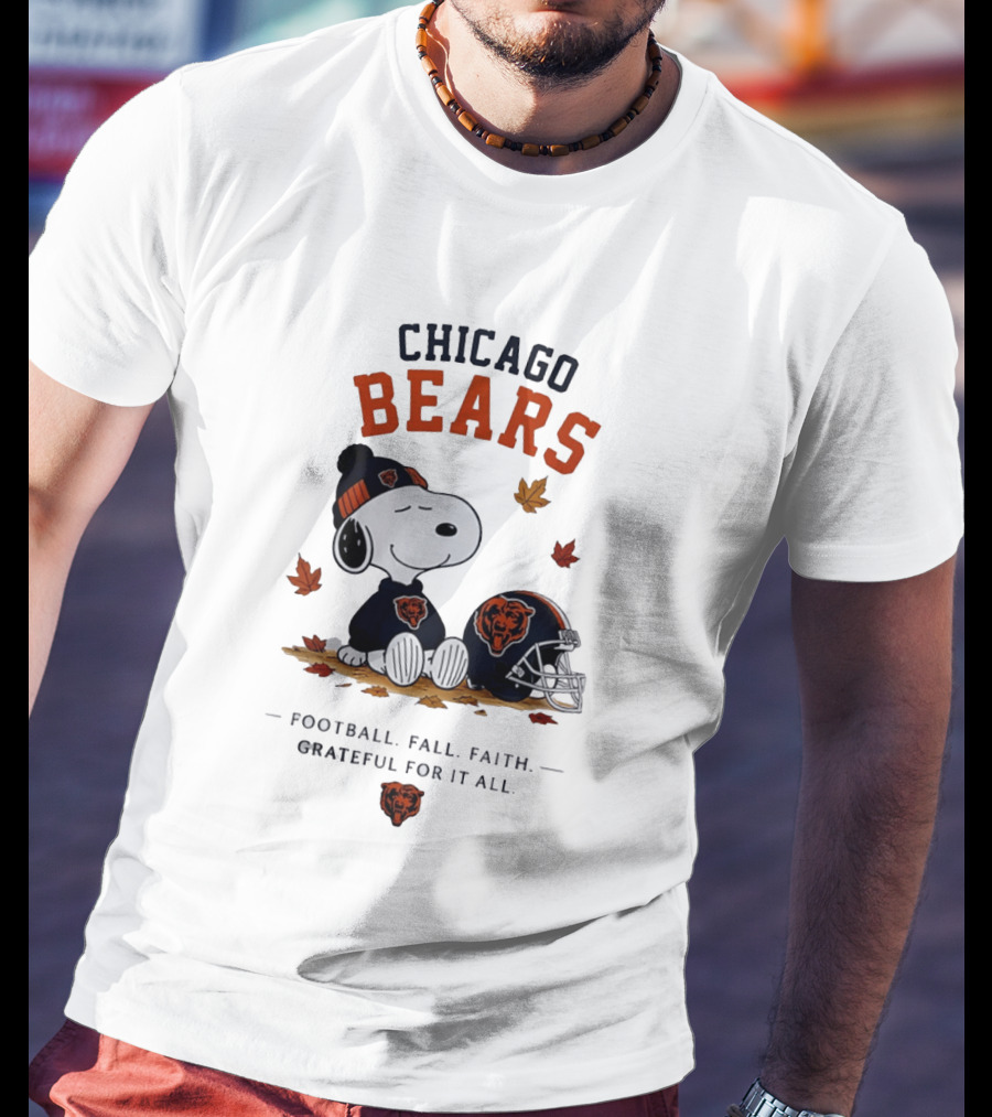 Chicago Bears Snoopy Grateful Football Fall Faith T-Shirt
