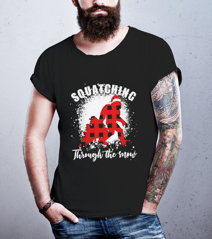 Squatching Through The Snow Bigfoot Santa Hat Christmas T-Shirt