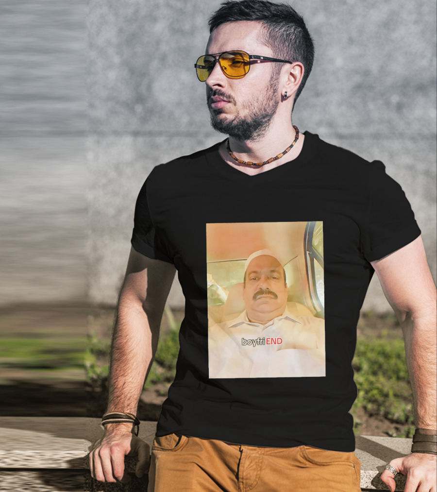 BoyfriEND Man Sitting Image T-Shirt