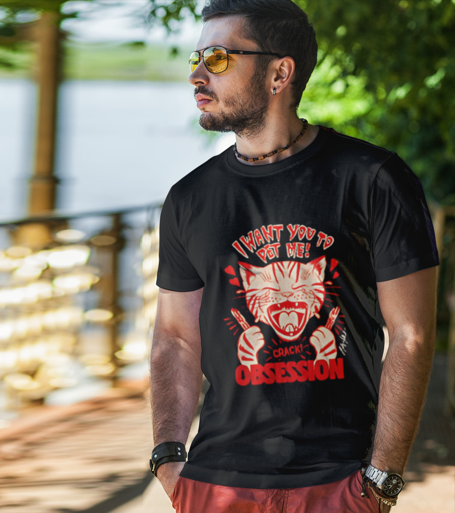 I Want You To Pet Me Crack Obsession Cat With Playful Hearts T-Shirt