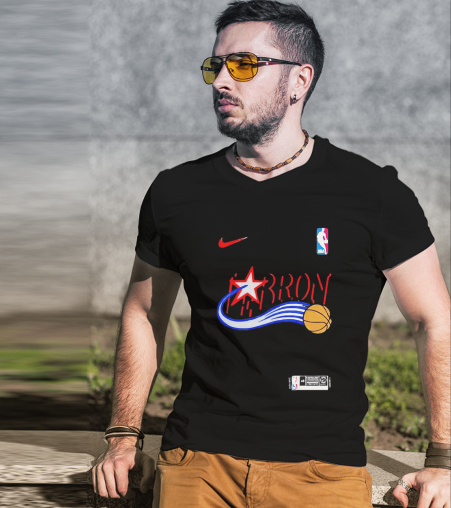 Nike NBA LeBron Star Basketball Graphic Philadelphia 76ers T-Shirt