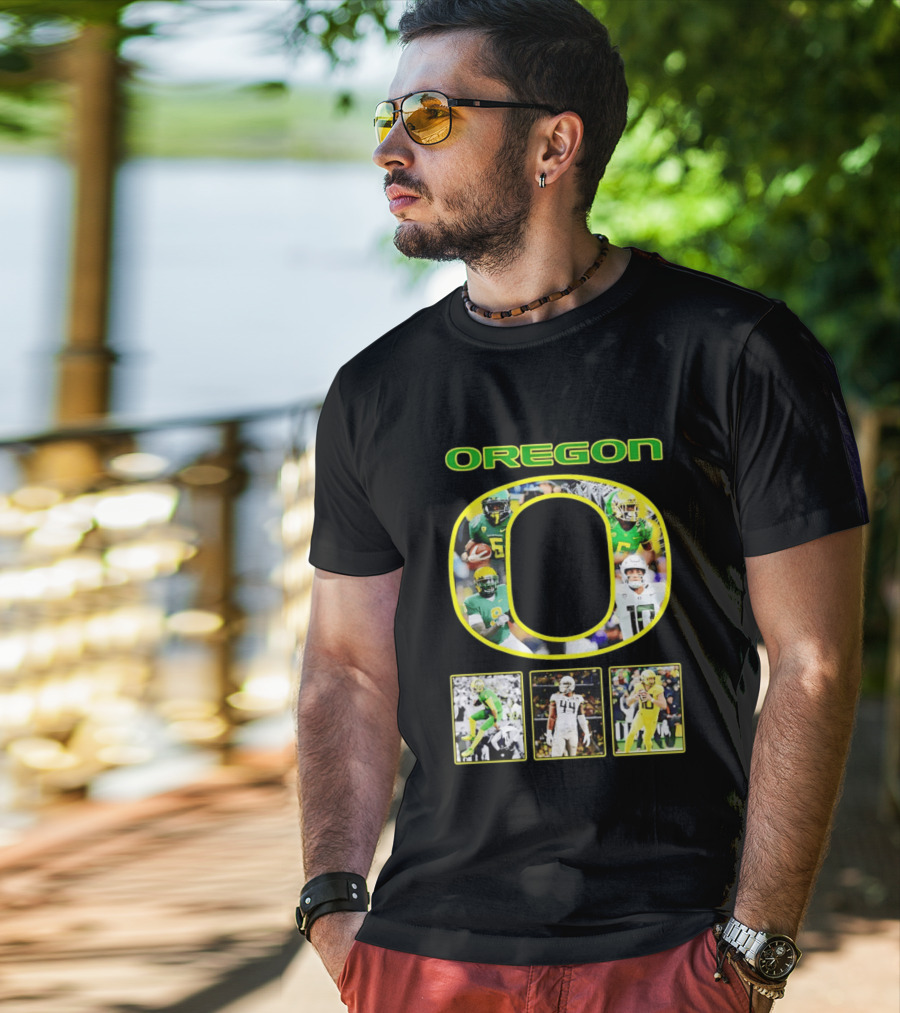 Oregon Ducks Football Players Collage NCAA Team Spirit T-Shirt