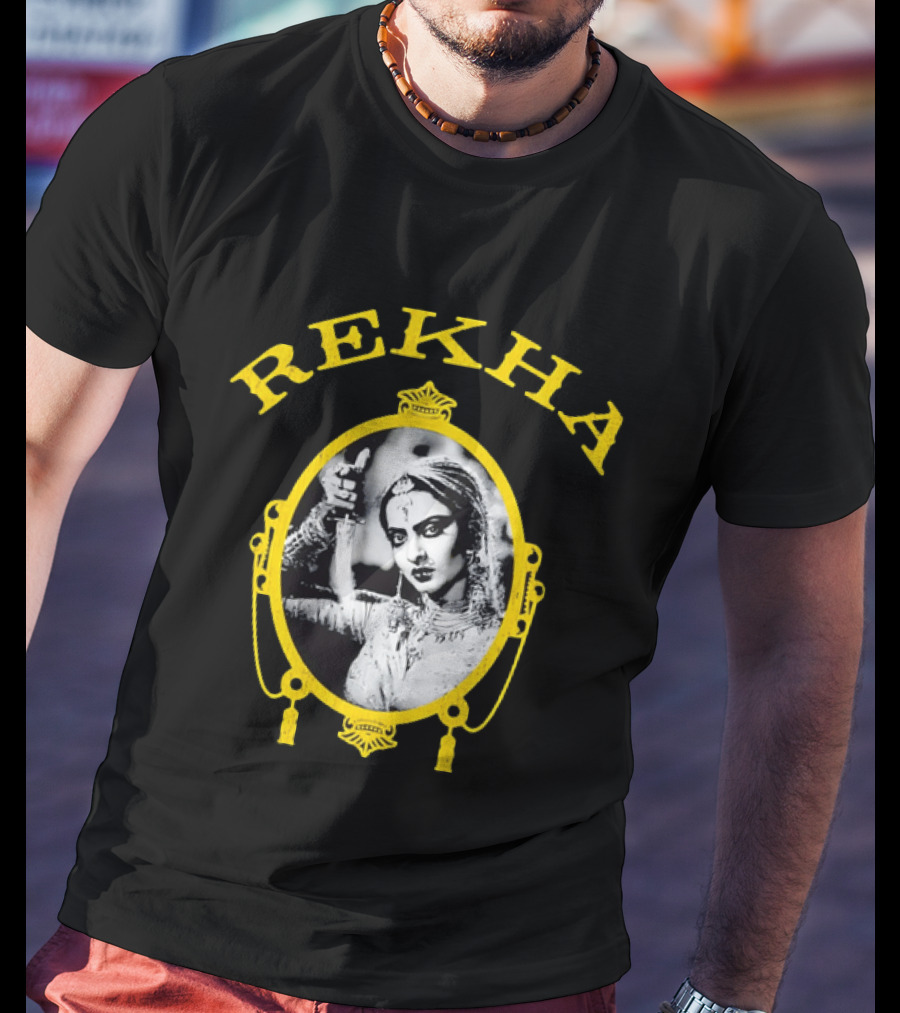 REKHA Diva Holding A Dagger T-Shirt