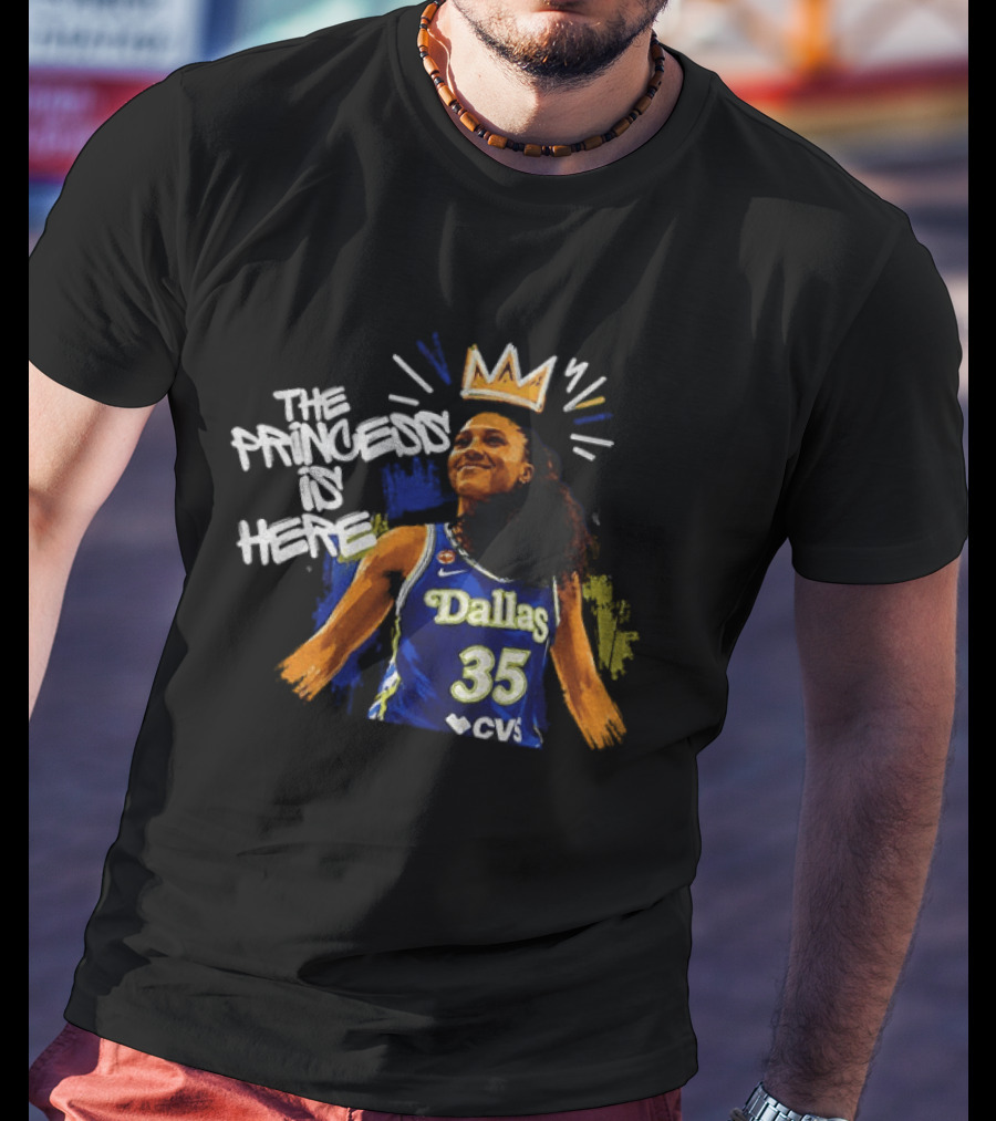 Azzi Fudd Dallas Wings The Princess Is Here Basketball Player 35 T-Shirt