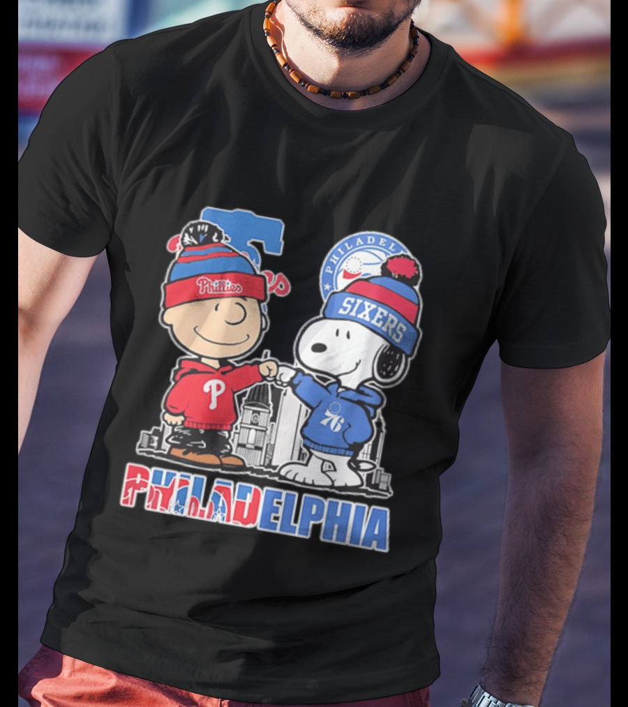 Charlie Brown And Snoopy Fist Bump Phillies Sixers Philadelphia T-Shirt