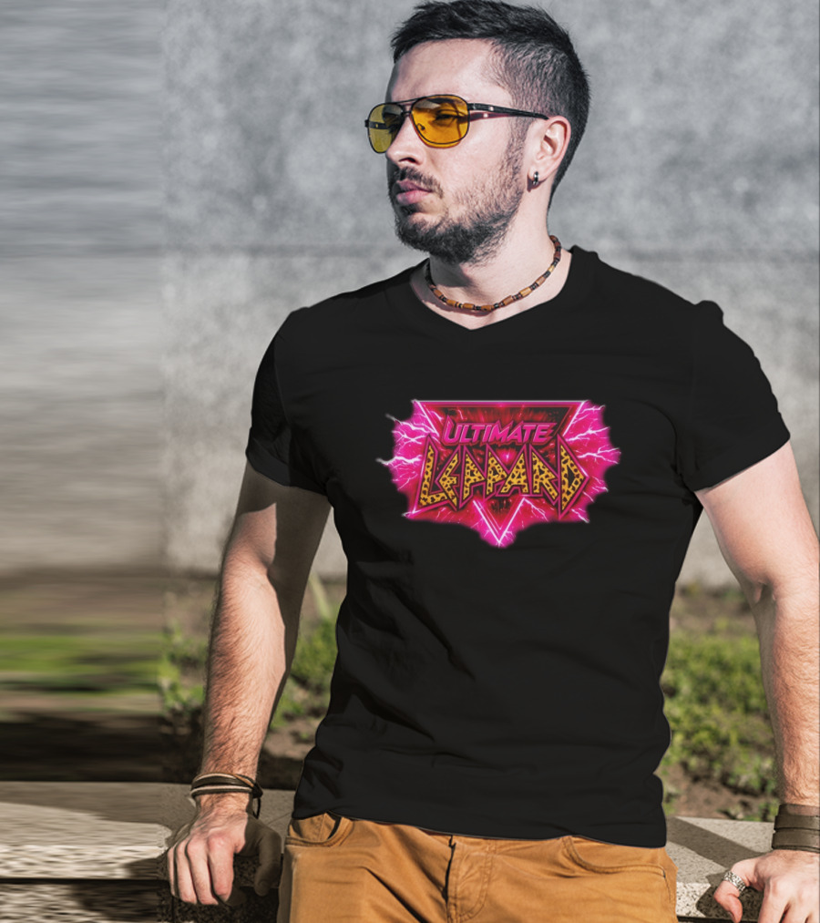 Def Leppard Ultimate Leppard Pink Lightning Leopard Print T-Shirt