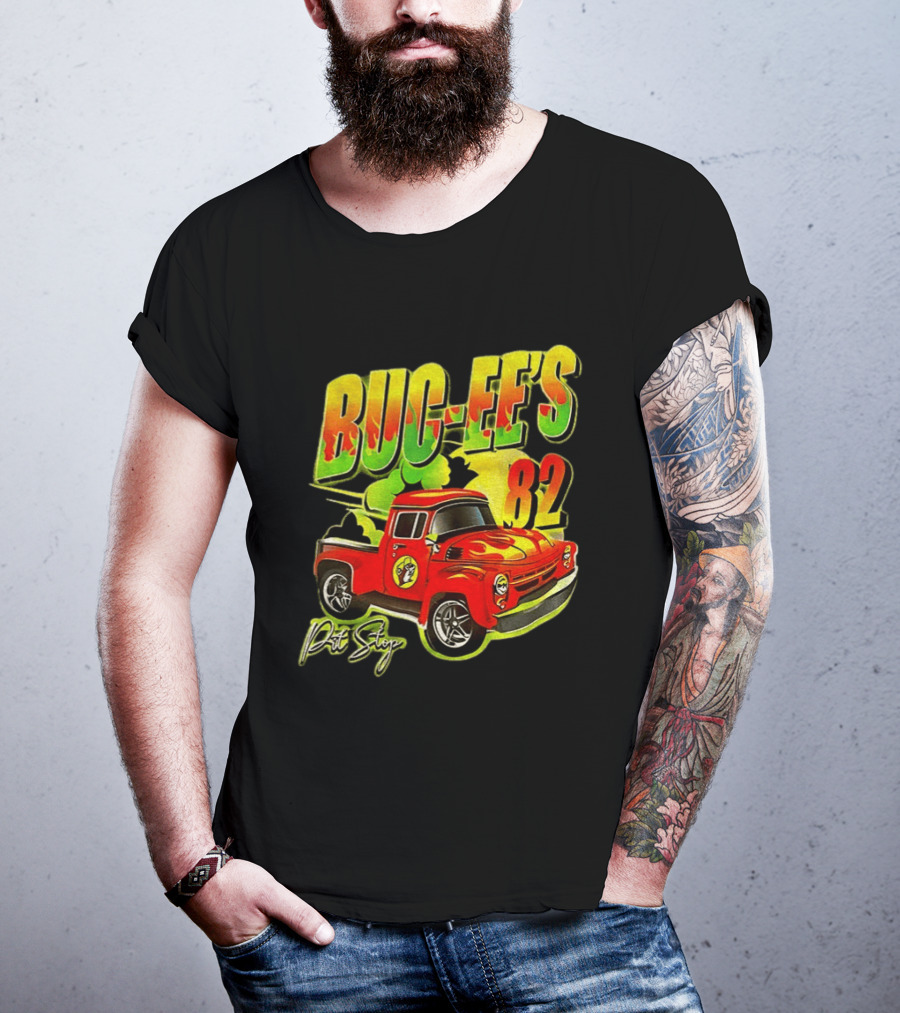 Buc Ee's 82 Pit Stop Vintage Red Truck T-Shirt