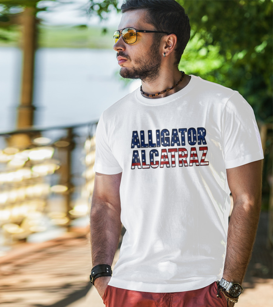 Alligator Alcatraz American Flag Patriotic Stars Stripes T-Shirt