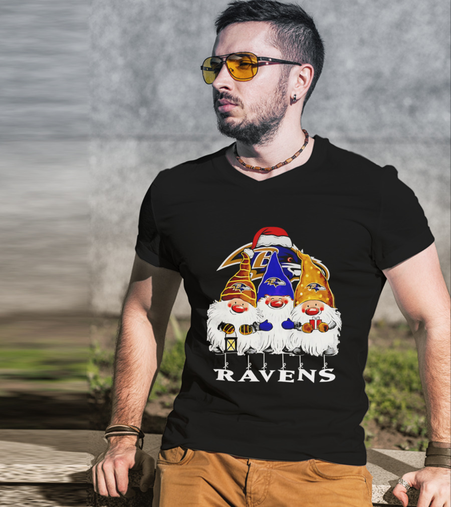 Gnomes Baltimore Ravens Christmas T-Shirt
