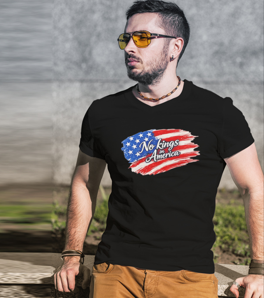 No Kings In America Patriotic Stars And Stripes T-Shirt