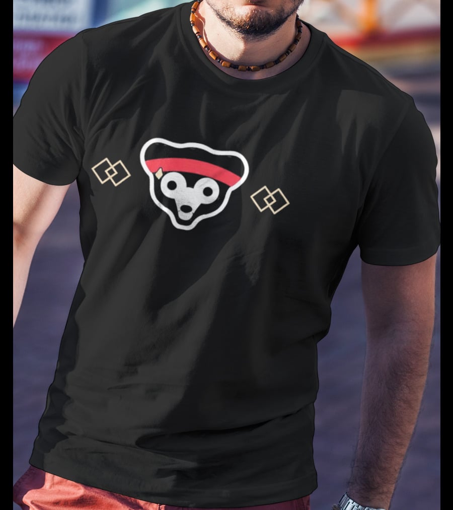 Cubs Race To Wrigley Bear Headband T-Shirt