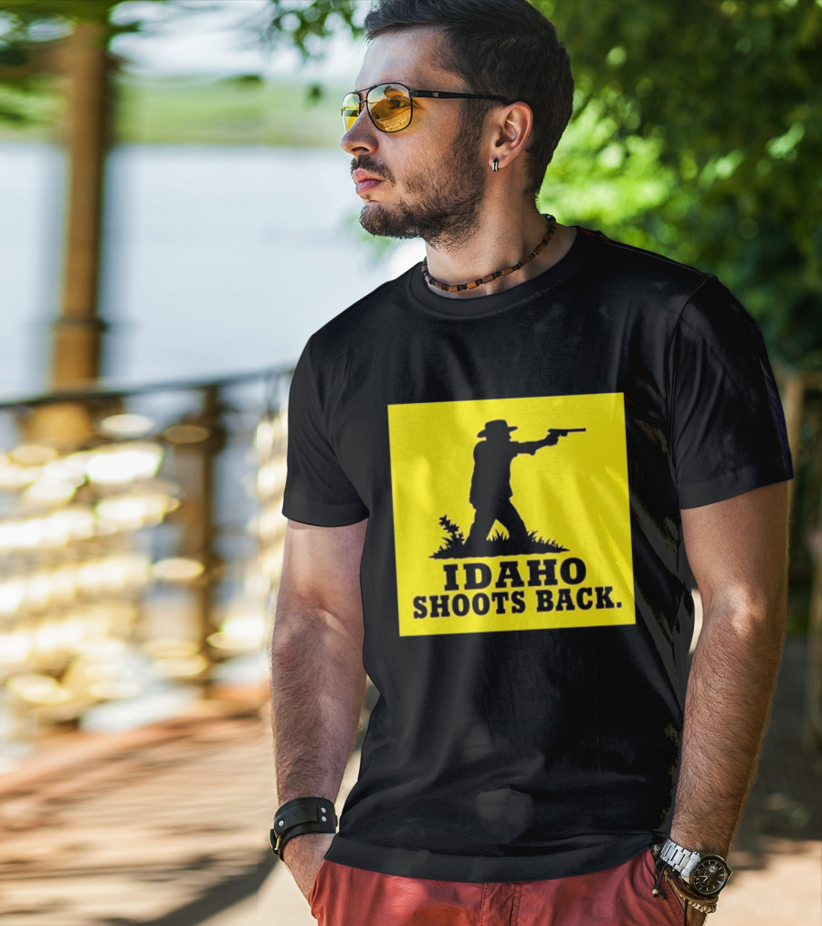 Idaho Shoots Back Cowboy Silhouette Retro Humor T-Shirt