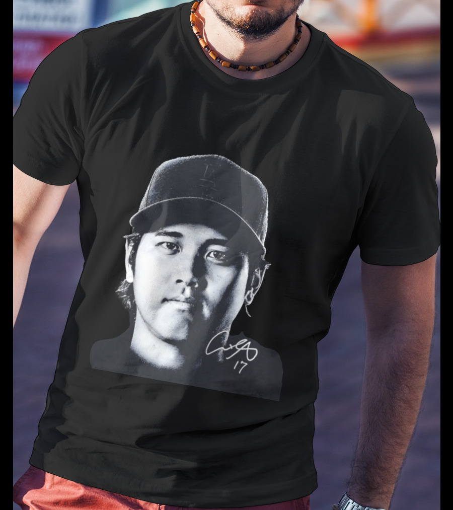Shohei Ohtani LA Dodgers Cap Signature 17 T-Shirt