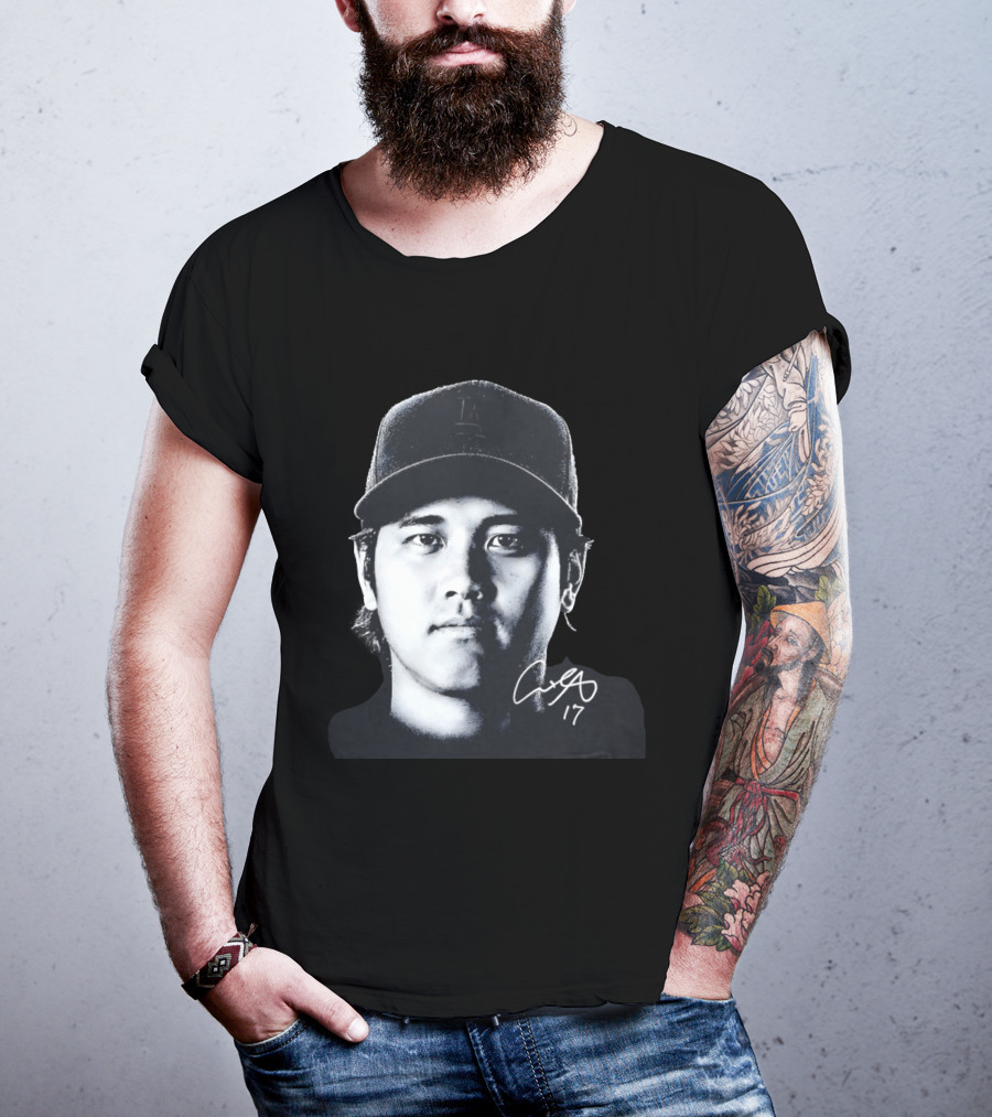 Shohei Ohtani LA Dodgers Cap Signature 17 T-Shirt
