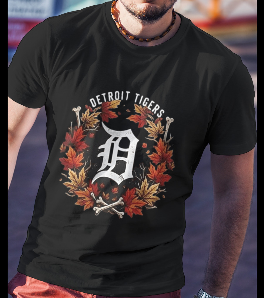 Detroit Tigers Maple Leaves Skull Crossed Bones Halloween Baseballs T-Shirt