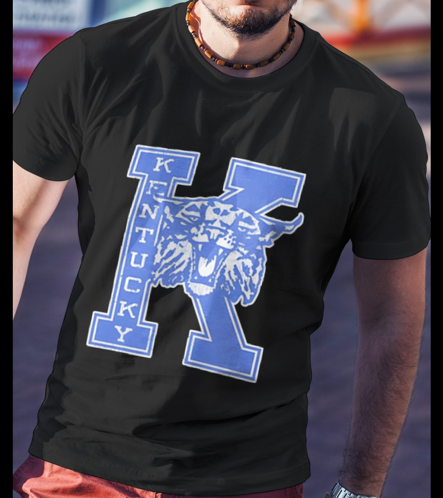 Kentucky Wildcats NCAA Distressed Block Letter K Wildcats Head T-Shirt