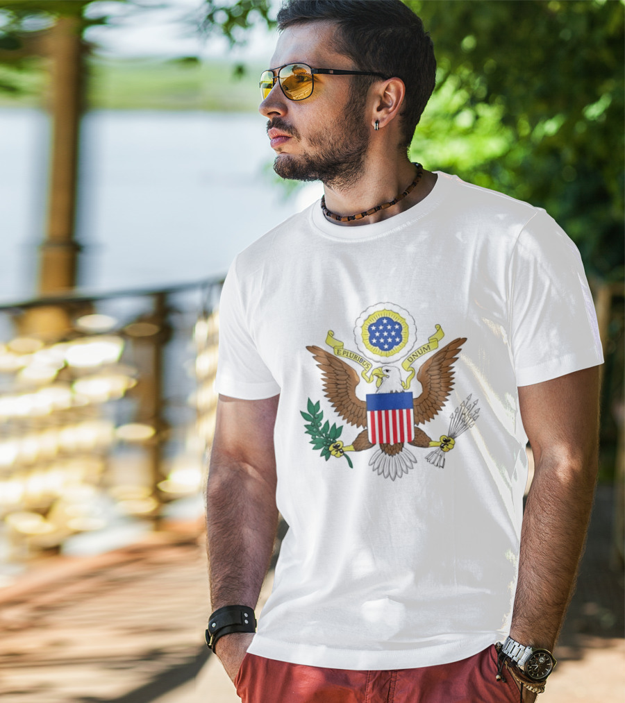 E Pluribus Unum Bald Eagle Olive Branch United States T-Shirt