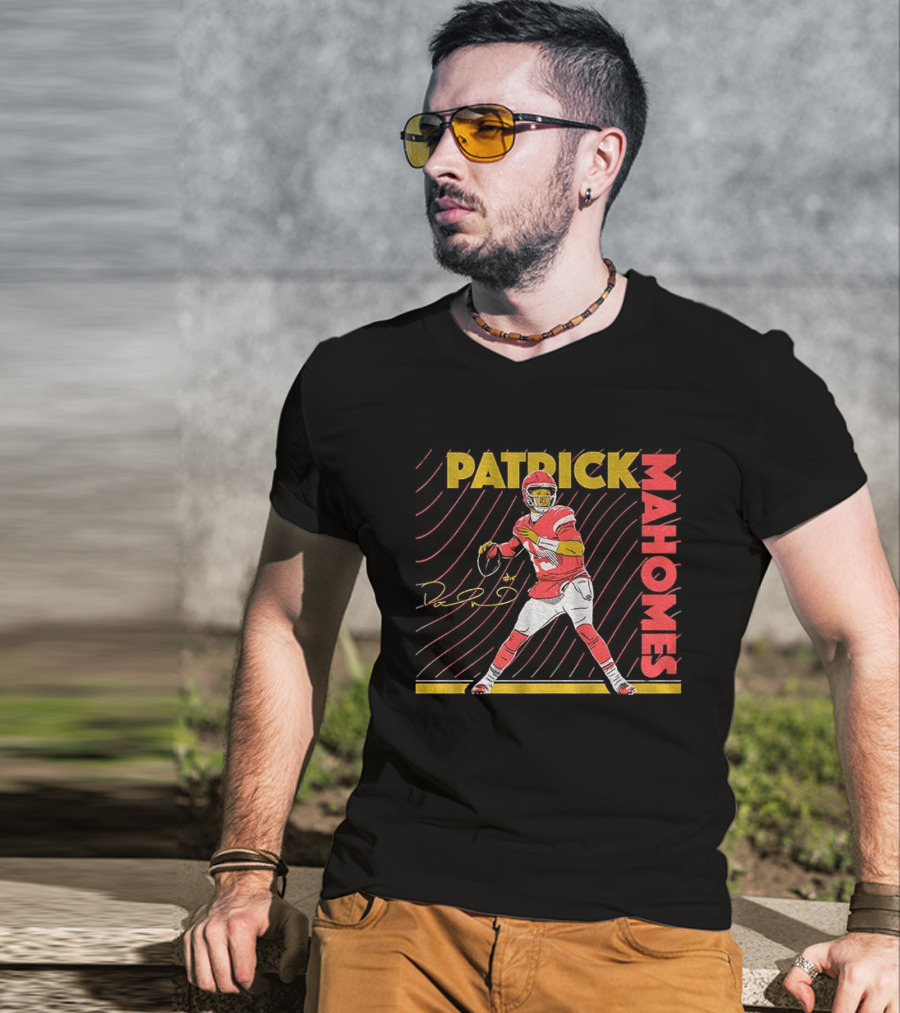 Patrick Mahomes Kansas City Chiefs Football Player Signature T-Shirt